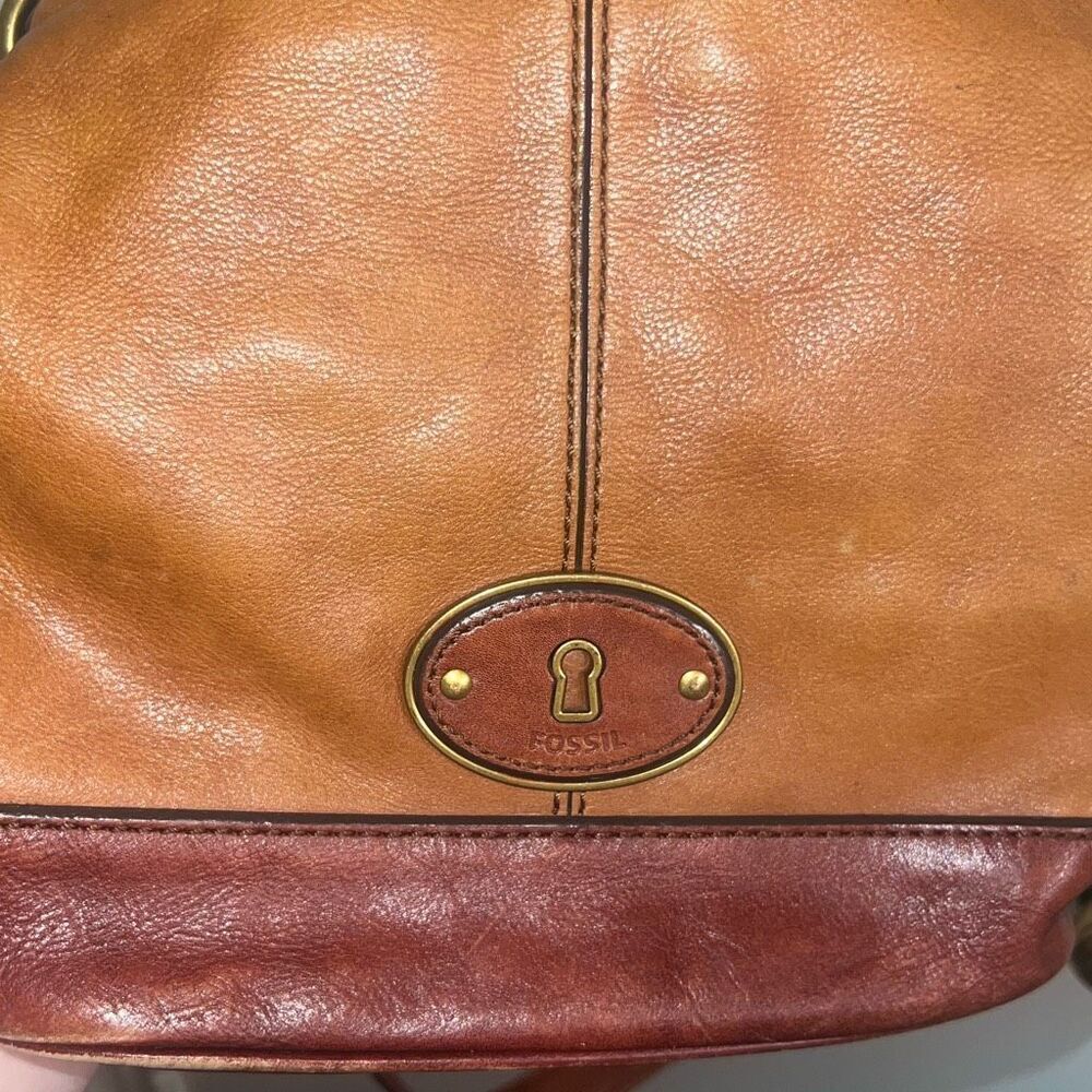 ✨FOSSIL Maddox Two Tone Brown Leather Crossbody✨ - Picture 7 of 7